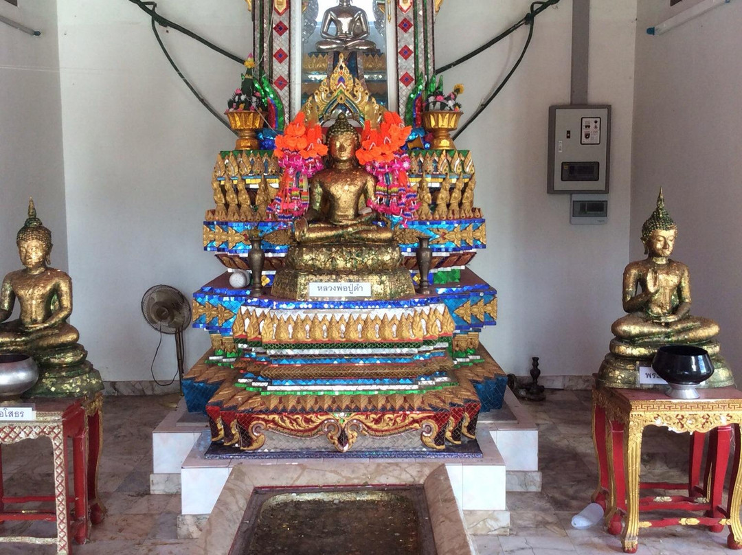 Wat Nern Din Daeng-塔沙革必去景点