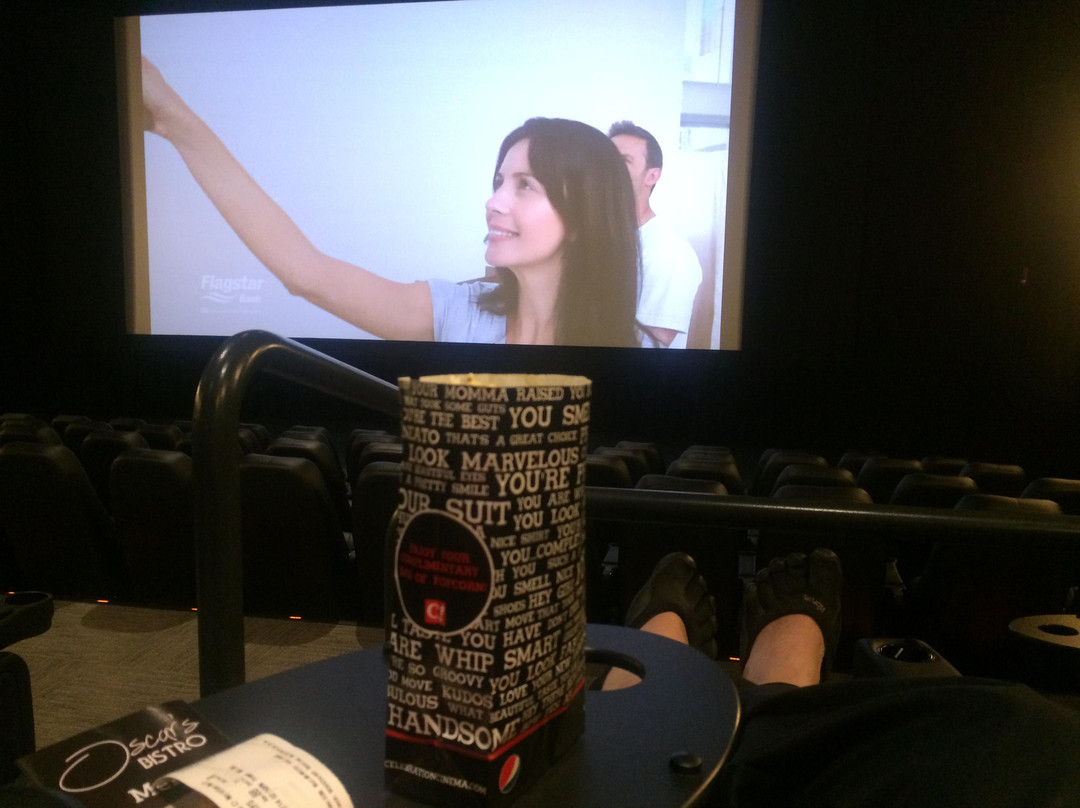 Studio C! Meridian Mall-Okemos必去景点