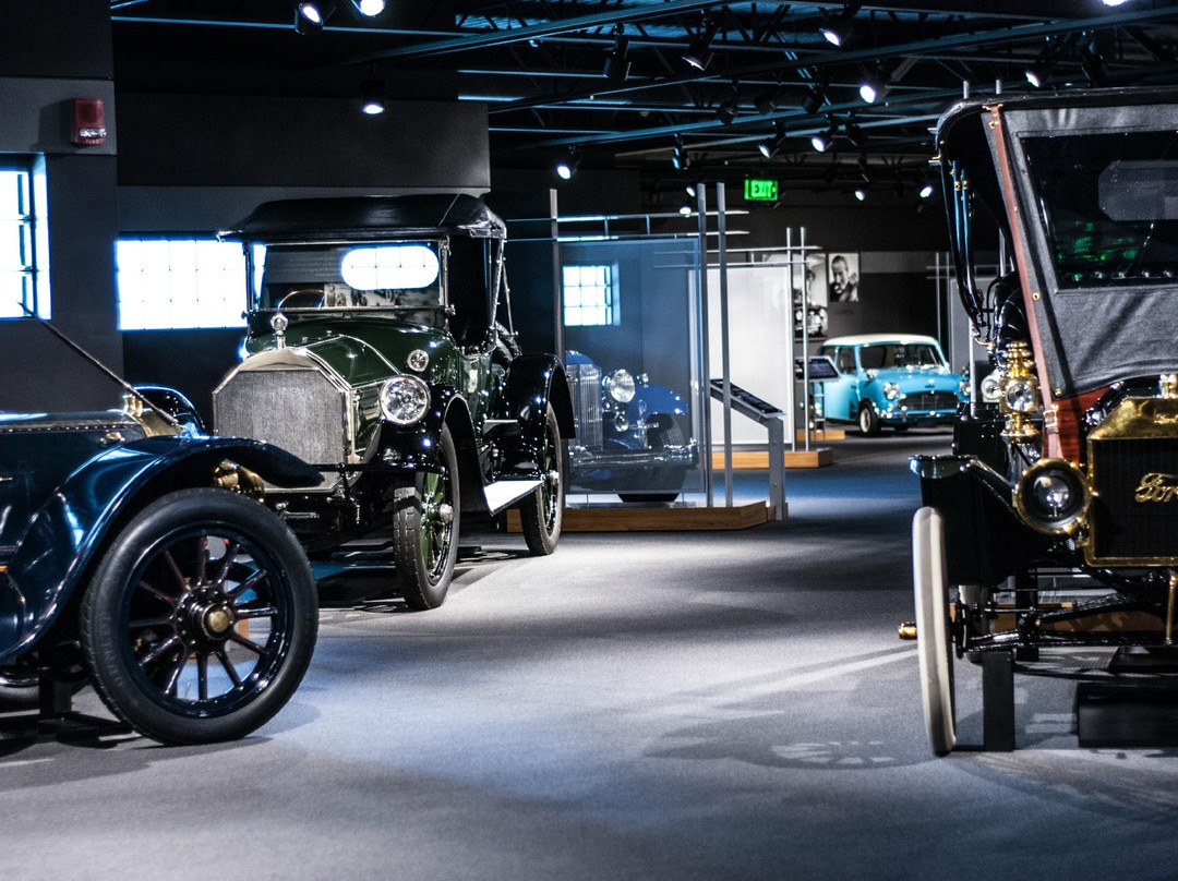 Revs Institute-那不勒斯必去景点