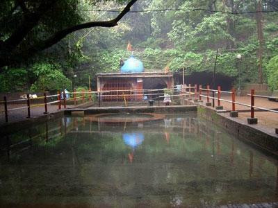 Hiranyakeshi Temple景点图片