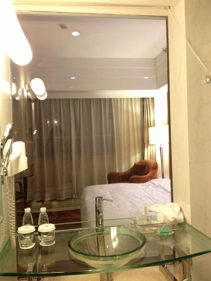 华瑞丹枫建国饭店主图