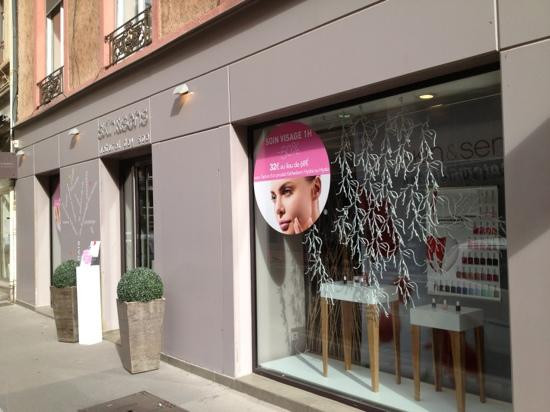 Le Prestige Spa-里昂必去景点