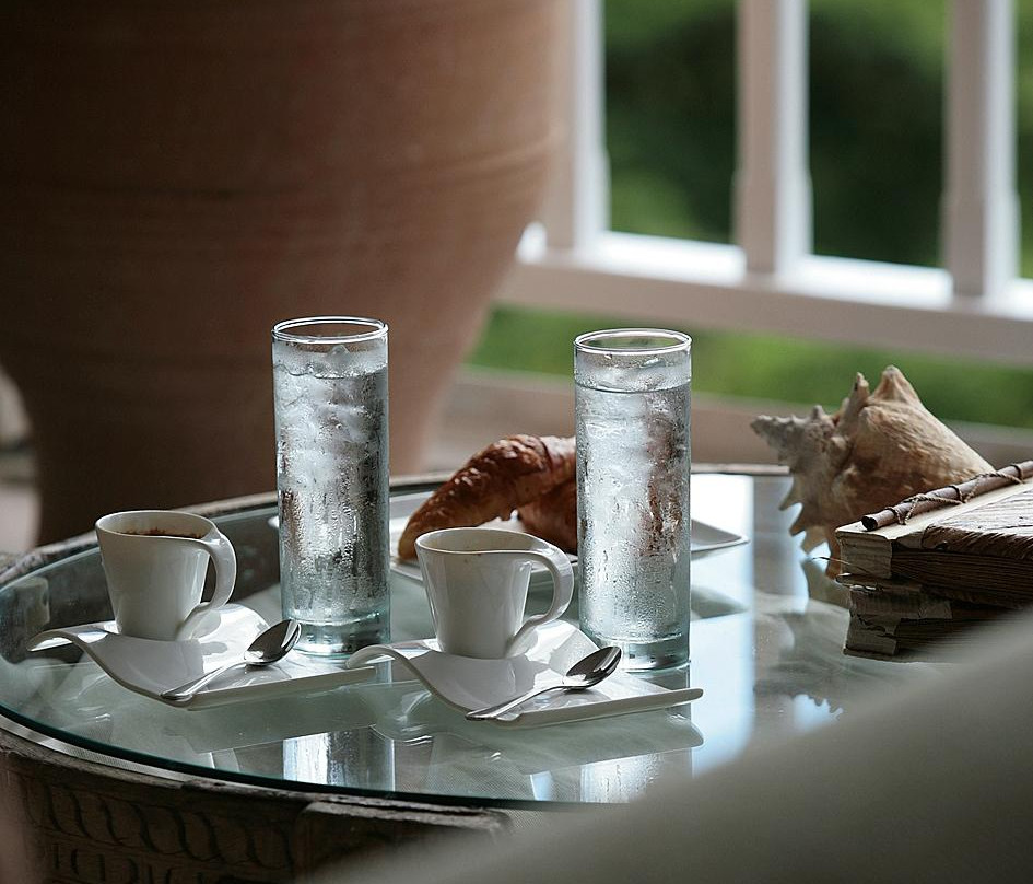 萨巴岛酒店住宿-Queen's Hotel, Bar & Kitchen