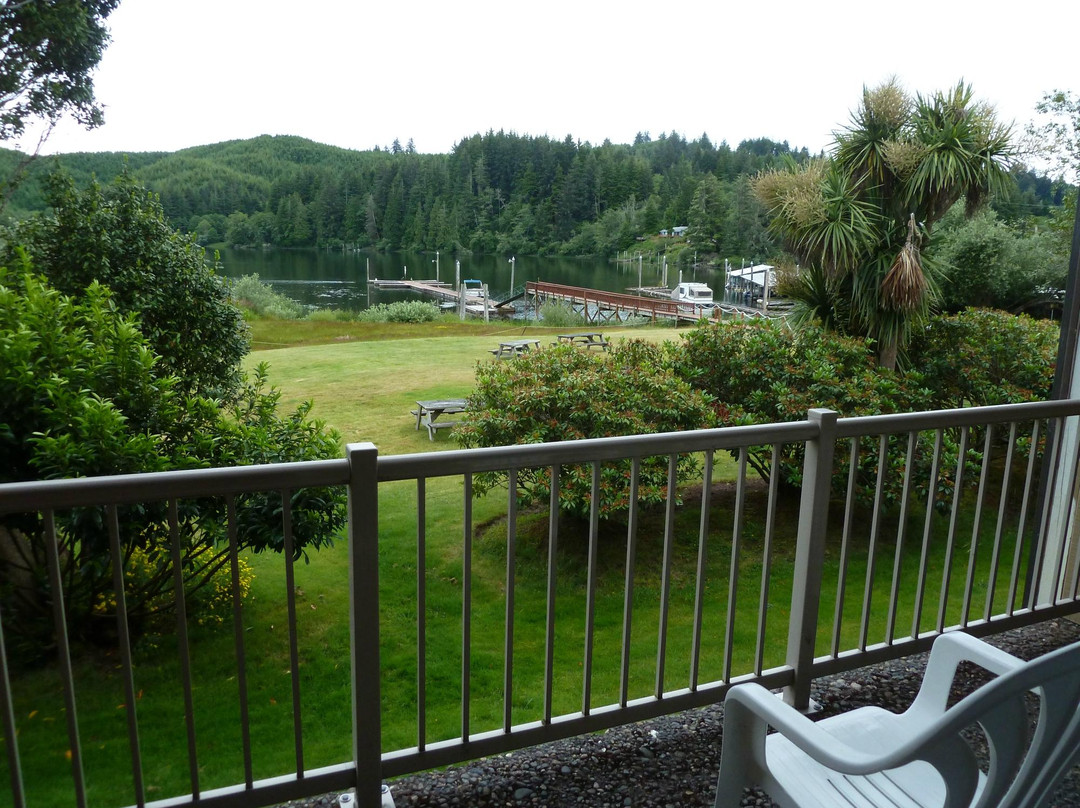 Lakeshore Lodge主图