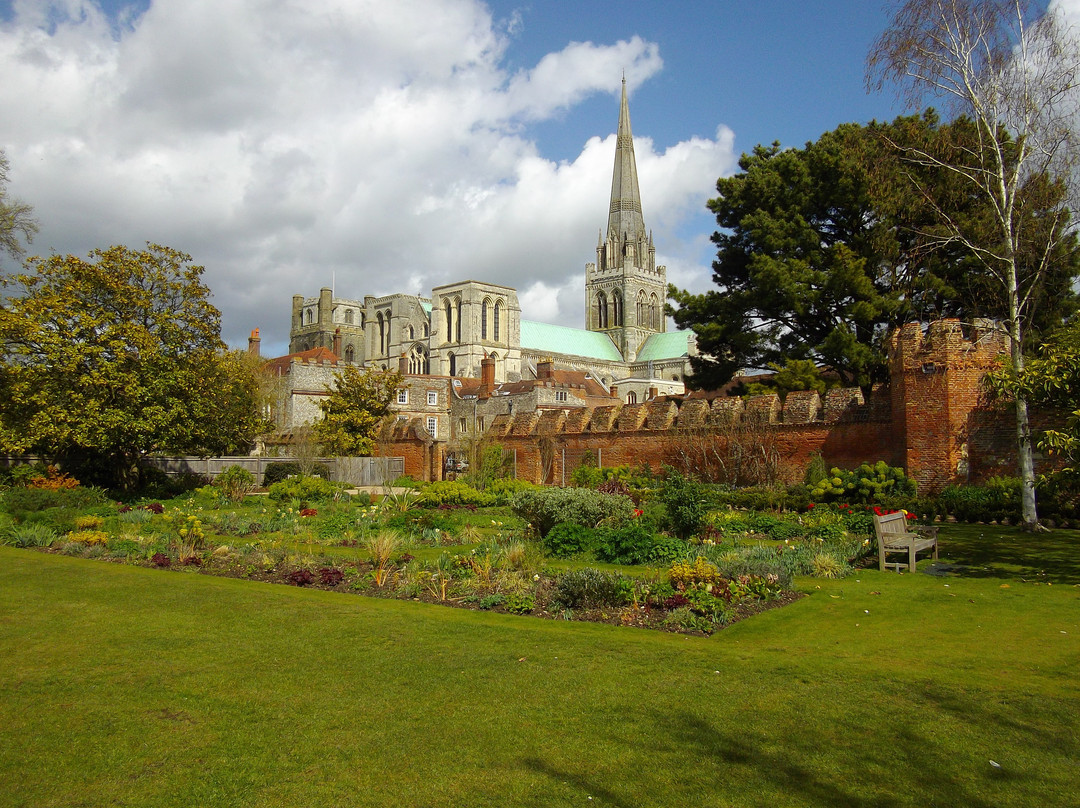 Chichester Cathedral景点图片