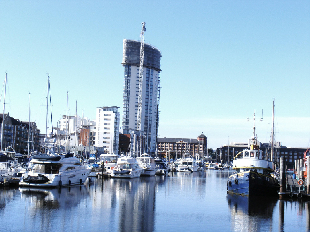 Swansea Marina景点图片