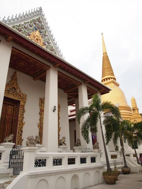 波稳尼威寺-曼谷必去景点