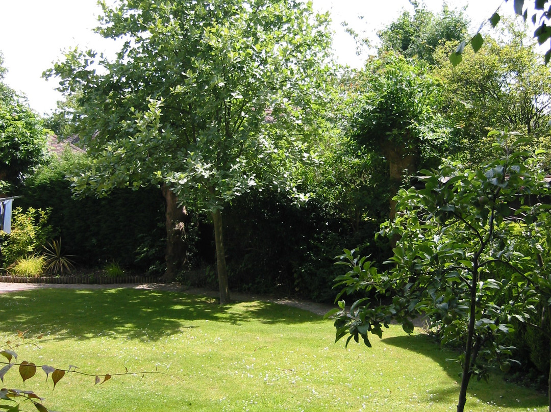 Highdown Gardens景点图片