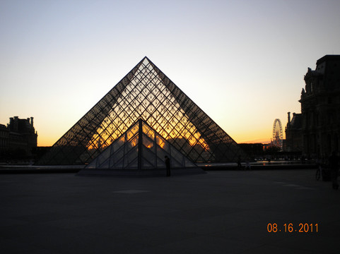 Fat Tire Tours 巴黎单车游-巴黎必去景点