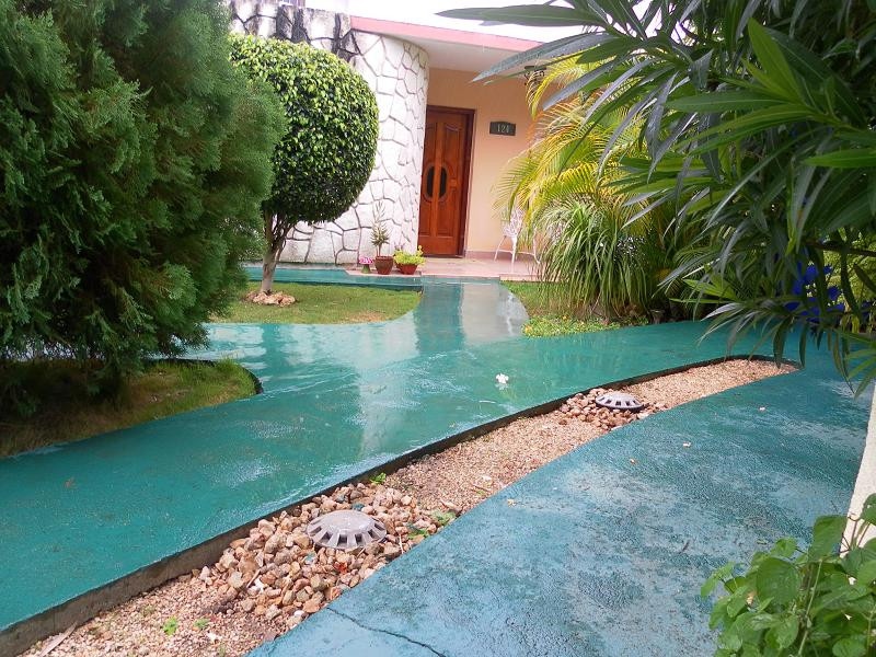 Beny's House