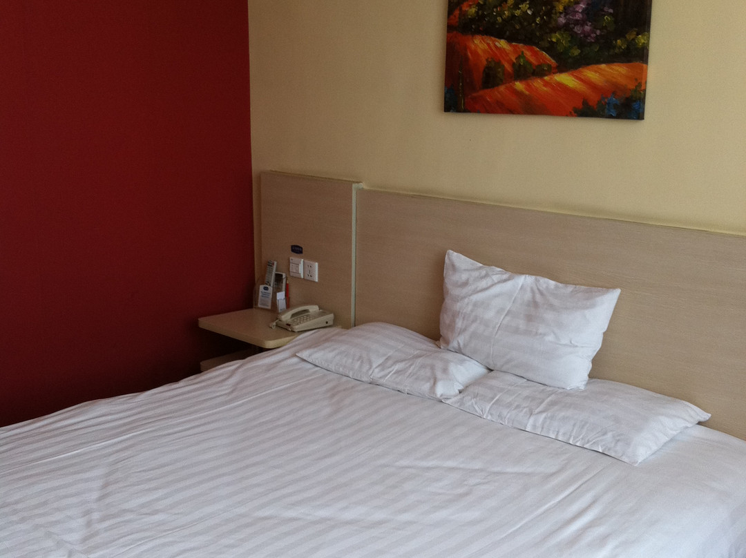 汉庭酒店哈尔滨东大直街店主图