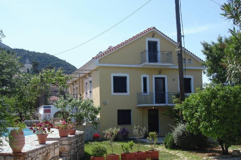 Elea Apartments
