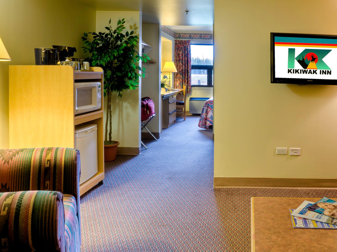 Kikiwak Inn Hotel and Conference Centre主图