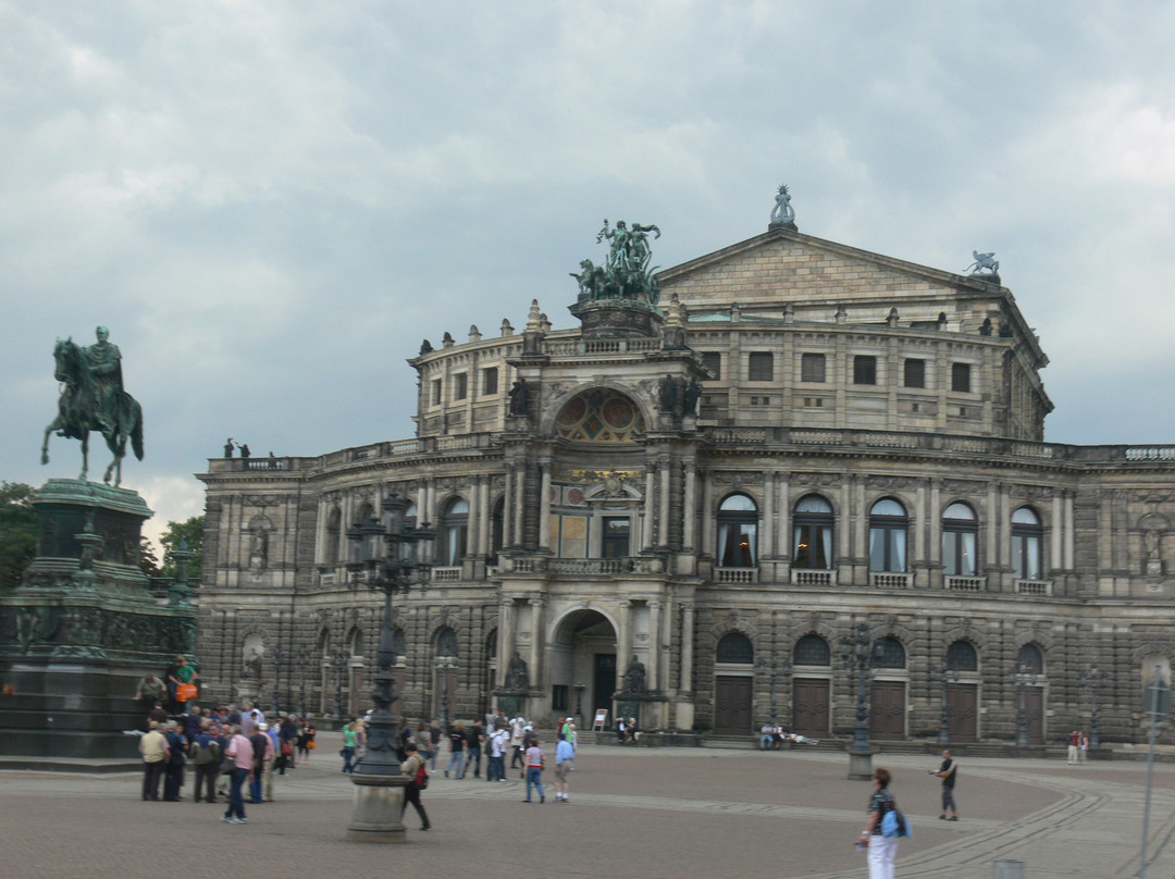 Semper Opera House (Semperoper)-德累斯顿必去景点