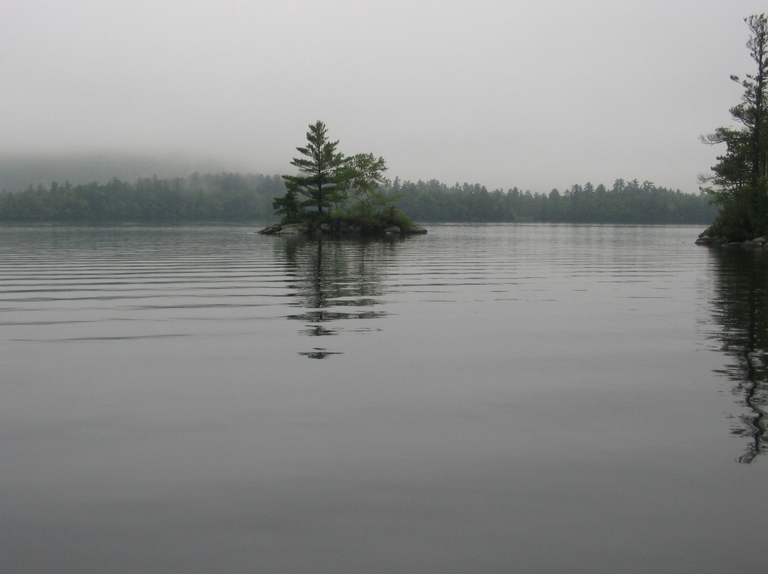 Squam Lake景点图片