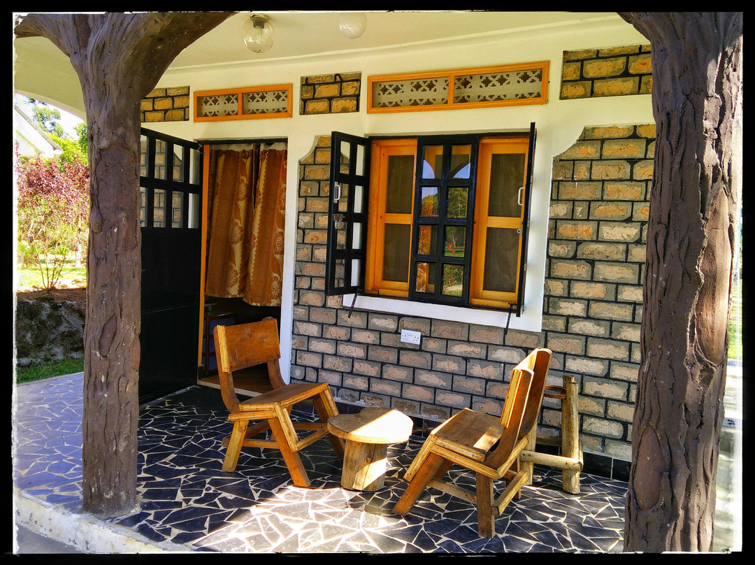 Orchids Village主图