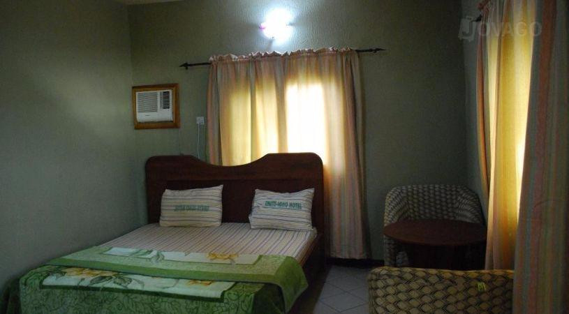 Emete-Igho Hotel And Suite
