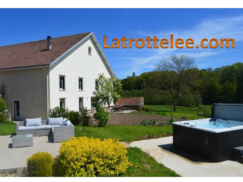 Chambres D'Hotes La Trottelee主图