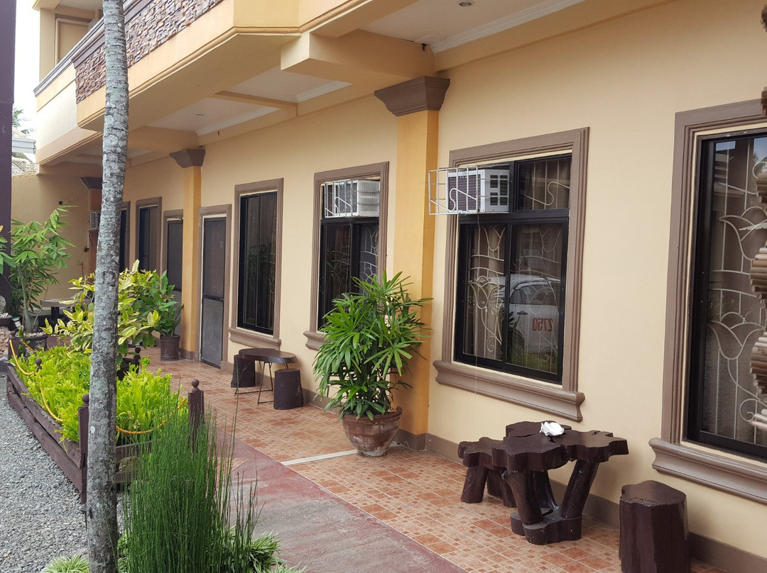 Nabunturan酒店住宿-Cozy Quartelle