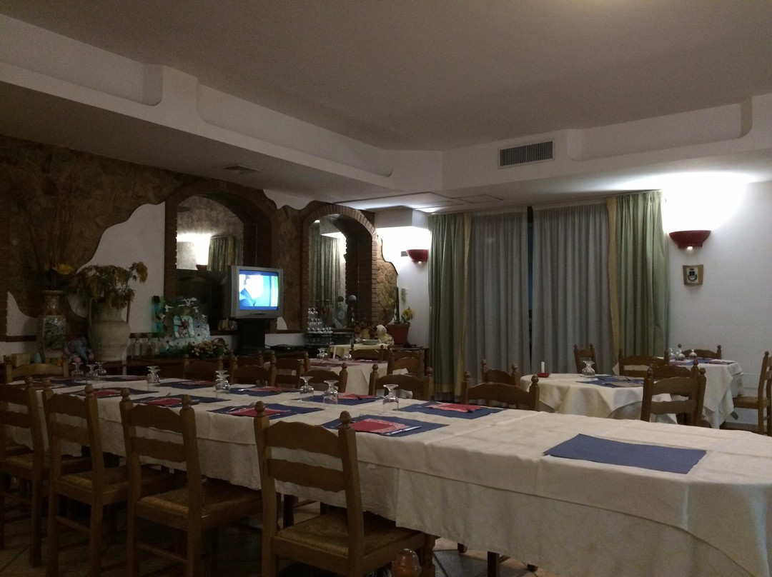 Arborea餐馆和美食-Pizzeria Ristorante Da Pietro