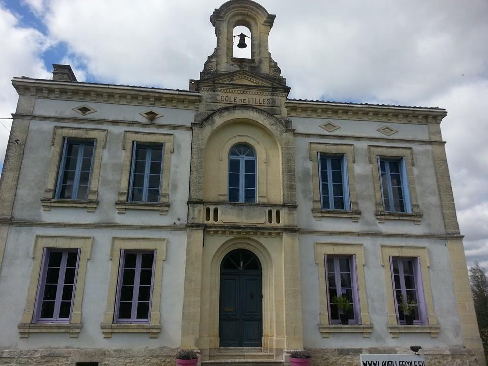 Saint-Aubin-de-Cadelech旅游攻略图片