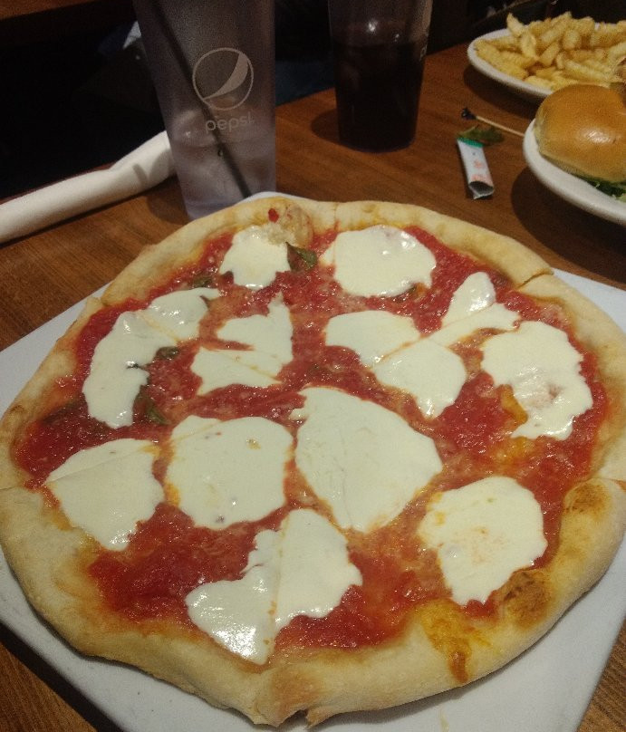 Pizza Como & PC Pub Restaurant & Sports Bar主图