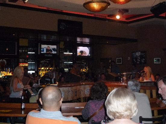 Harrah's钢琴酒吧-拉斯维加斯必去景点