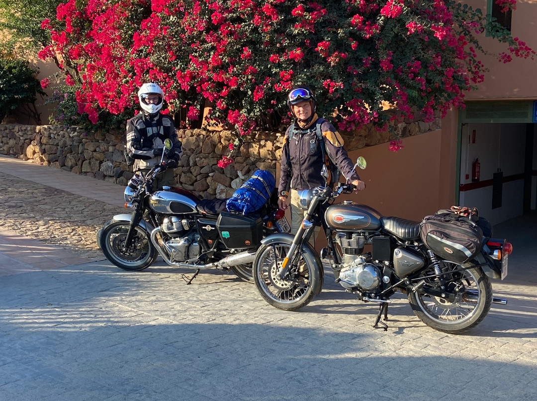 Enfield Classic Moto Tours-Velez de Benaudalla必去景点