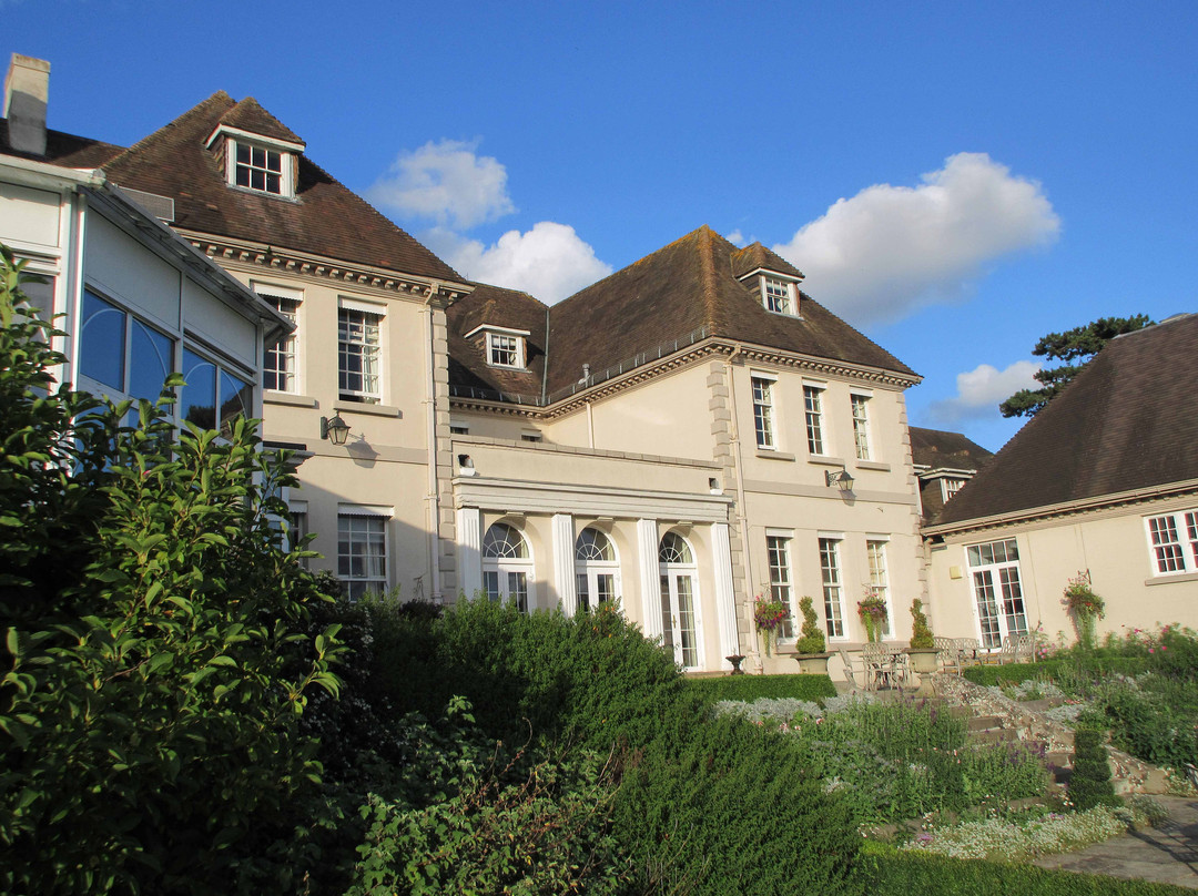 Brockencote Hall Hotel主图