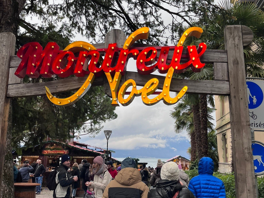 Christmas Market in Montreux景点图片