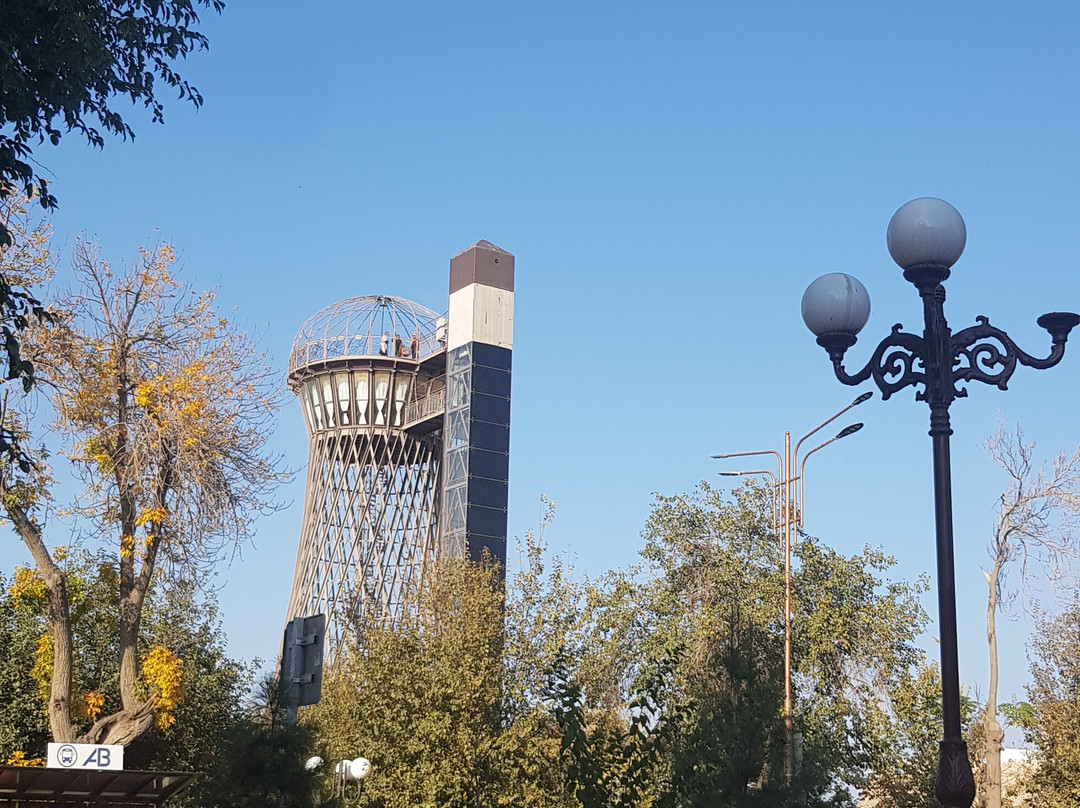 Water Tower Shukhova-布哈拉必去景点