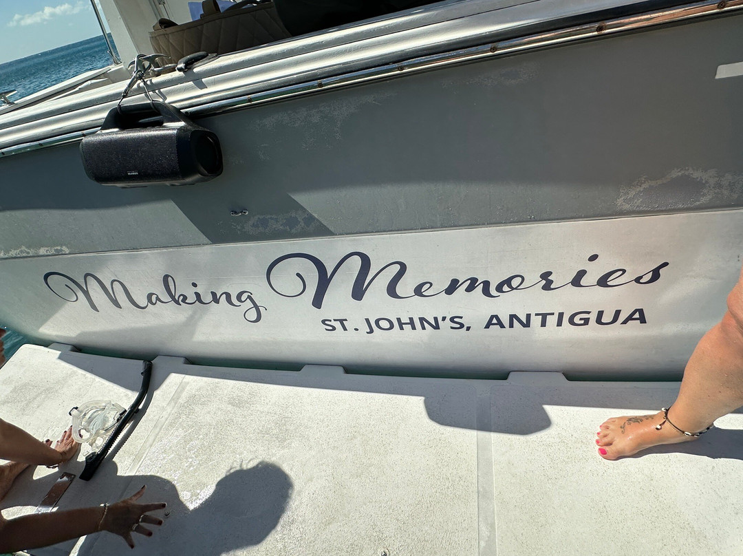 Antigua Reef Riders-Jolly Harbour必去景点