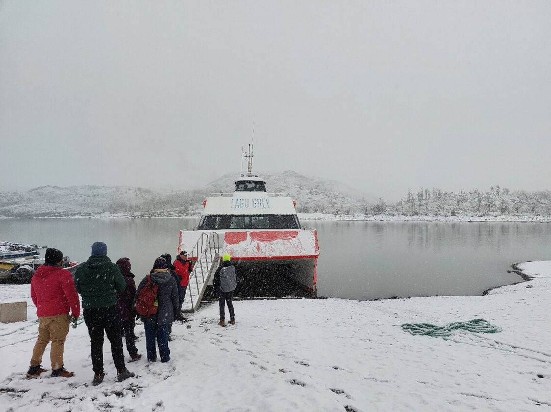 Navigation of Lago Grey-百内国家公园必去景点