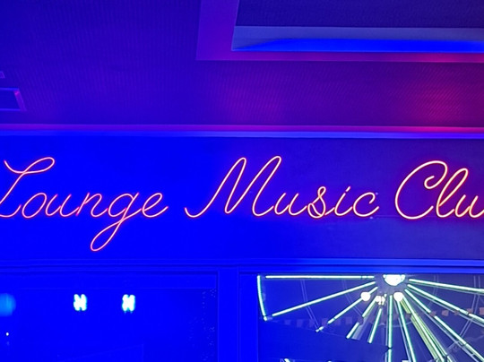 NOI & Lounge Music Club