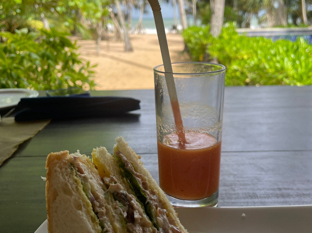 卡巴纳斯森吉斯滨海酒店主图