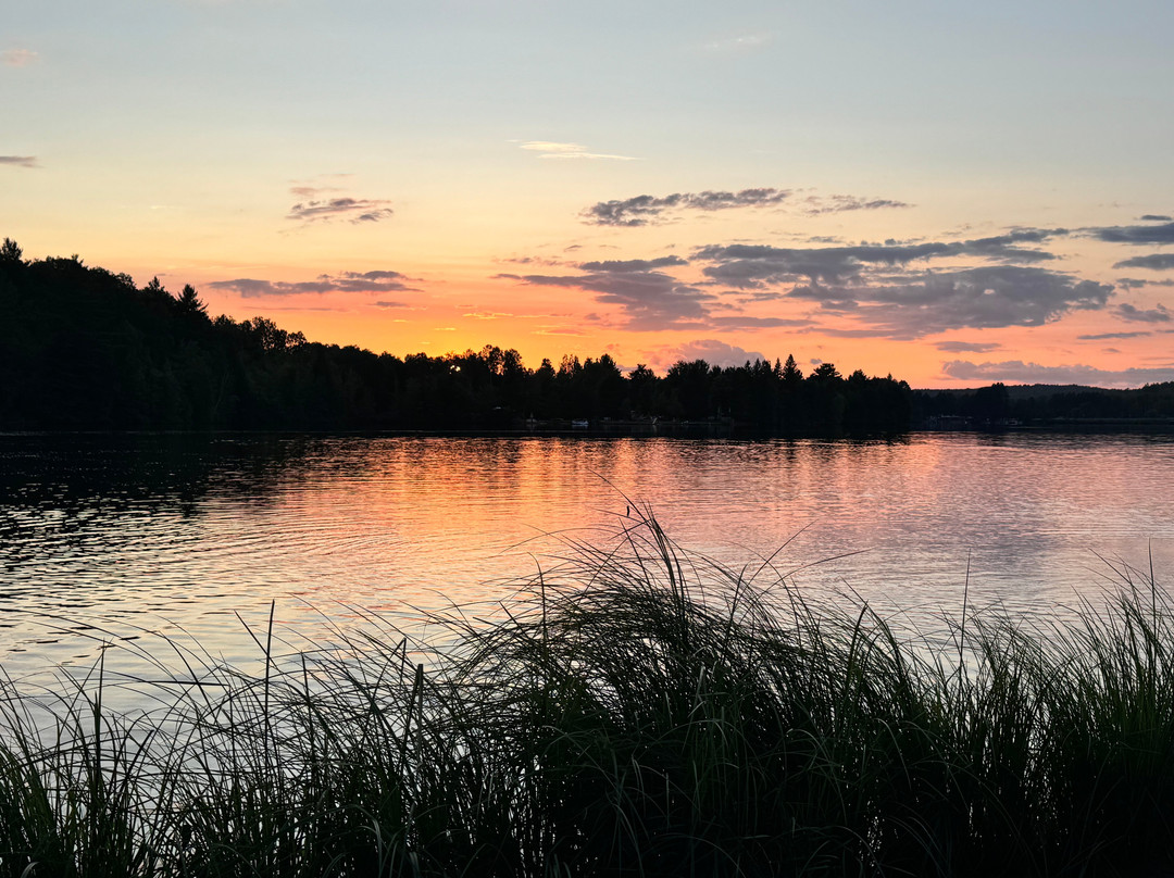 Algonquin's Edge Resort主图