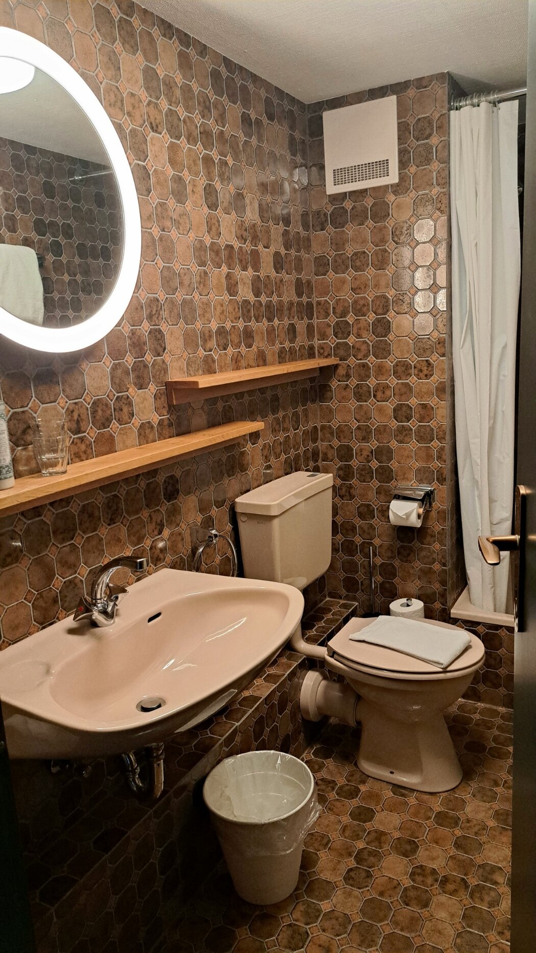 赫斯臣酒店-浴室