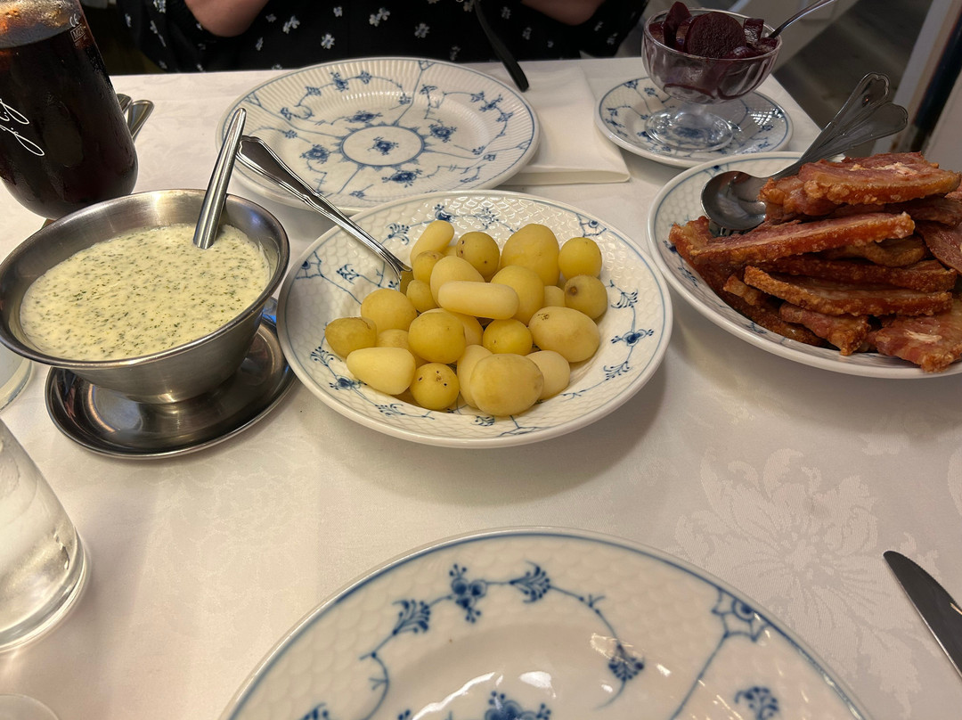 Skovby酒店住宿-拉斯比食客&酒店