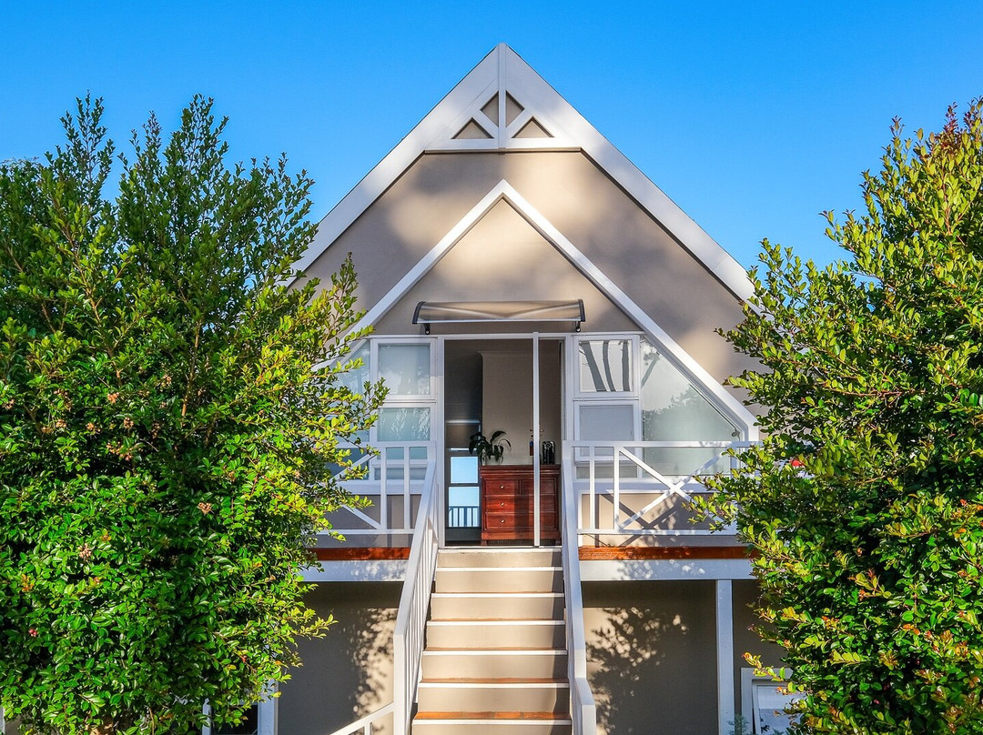 Hilltop Boutique Hotel主图