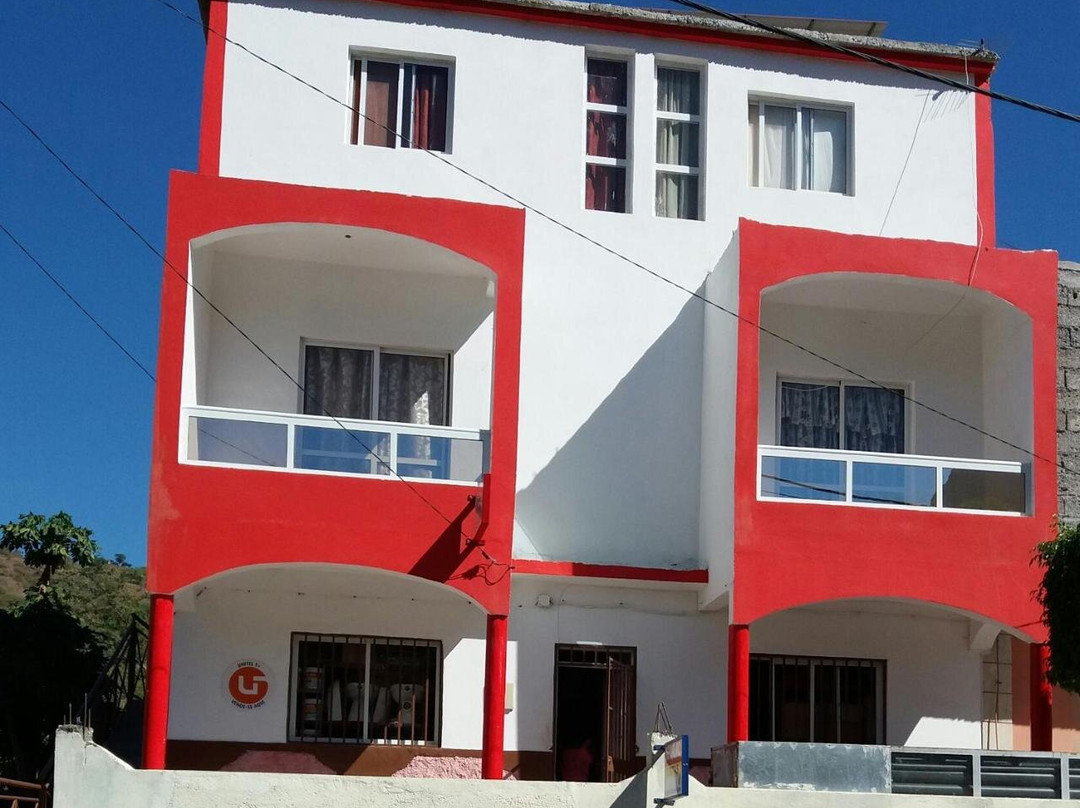 Pensao Simao & Julia主图