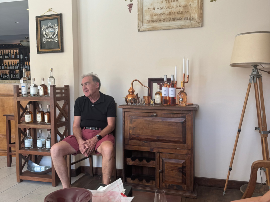 Wine Shop Dimitris Karonis-纳夫普利翁必去景点