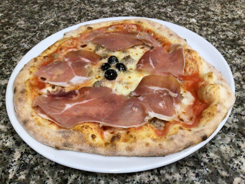 Monserrato餐馆和美食-Pizzeria Caffetteria karalis
