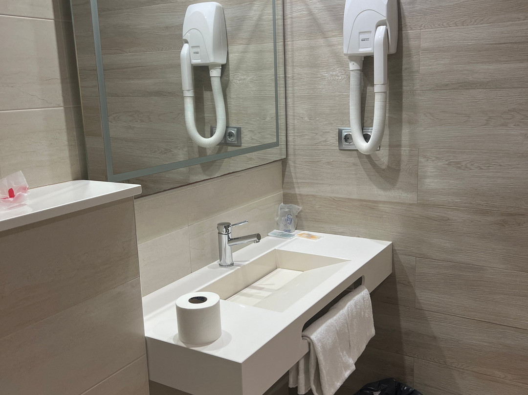 Olympia Hotel Ronda II主图