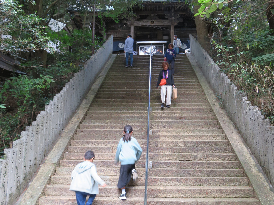 Gokurakuji Temple-鸣门市必去景点