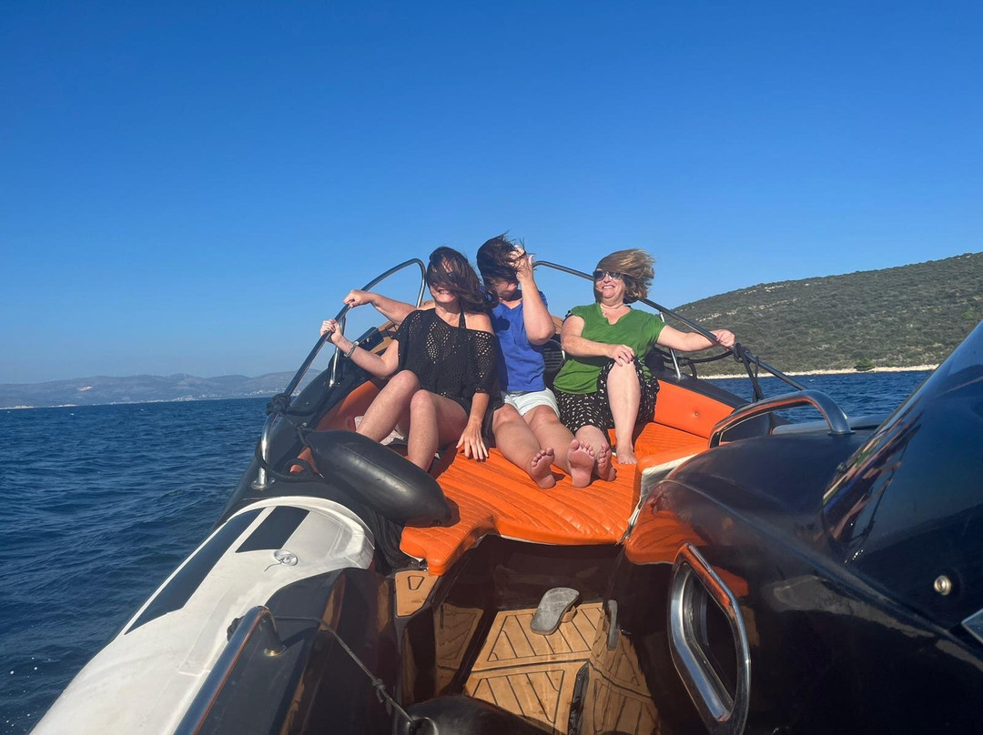 Rent A Boat Dalmacija-Kastel Luksic必去景点