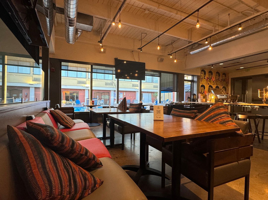 克拉丽奥酒店主图