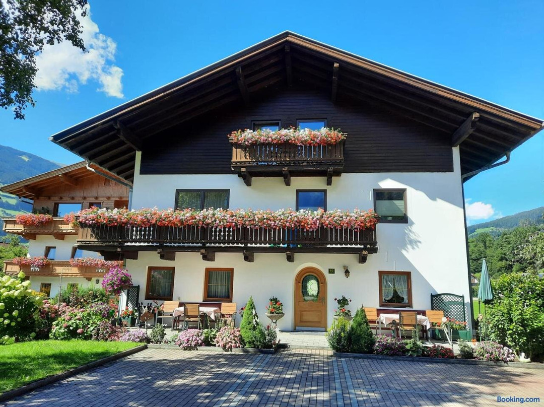 Hollenzen酒店住宿-Haus Traudl