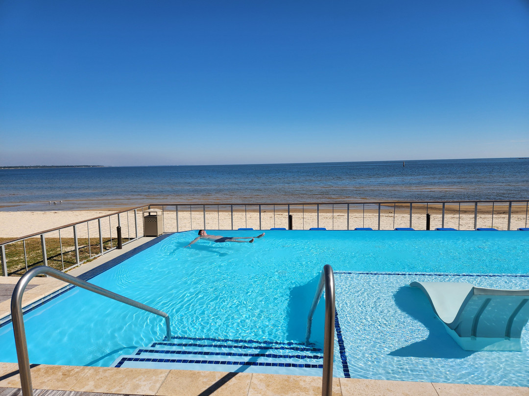 银拖鞋娱乐场酒店 - 仅限成人主图