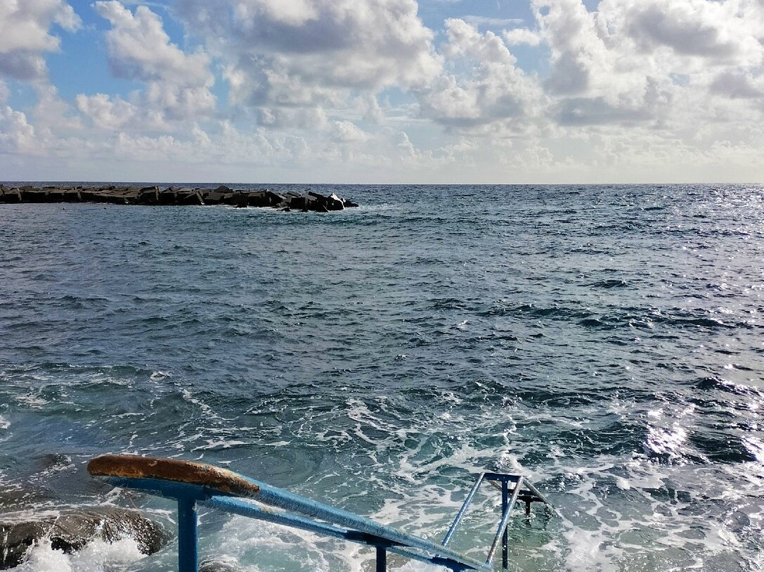 Praia da Calheta-卡列塔必去景点