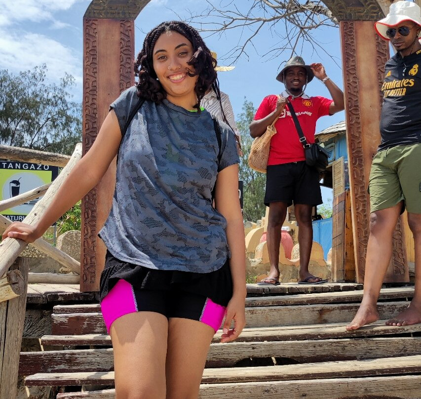 Be happy with smart driver (Mr. hafidh) and professional guide in  Zanzibar-Kizimkazi Dimbani必去景点